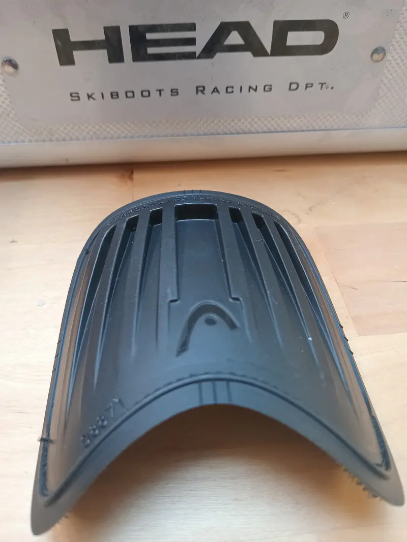 Head Raptor Boot Spoilers 1