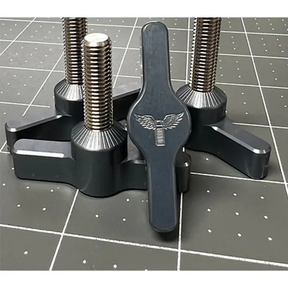 Hydrofoil Wingscrews | M7 - Armstrong Performance Mast 1