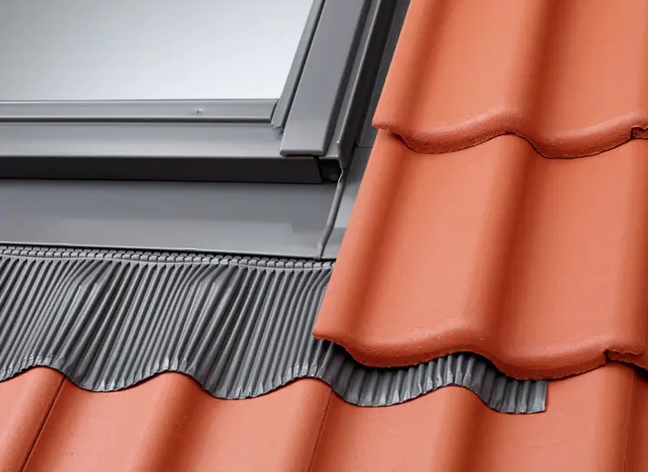 Velux Edv 1500 Heritage Conservation Flashings - For Use With Profiled Roofing Material Up To 90Mm 1